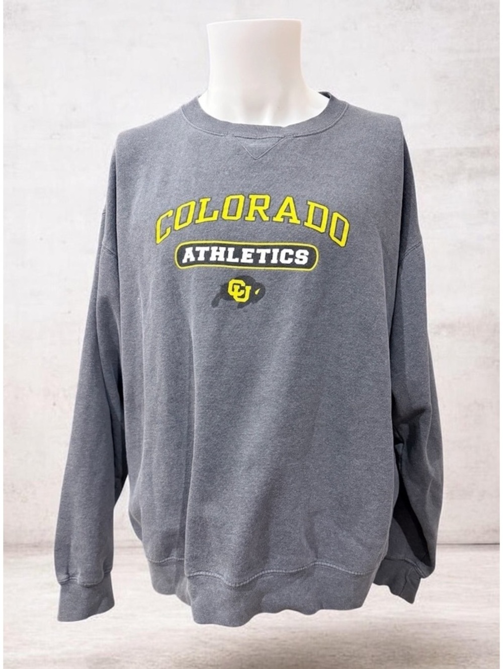 Starter Team Colorado Buffalos CU Buffs Athletics Gray Crewneck Sweatshirt Sz XL